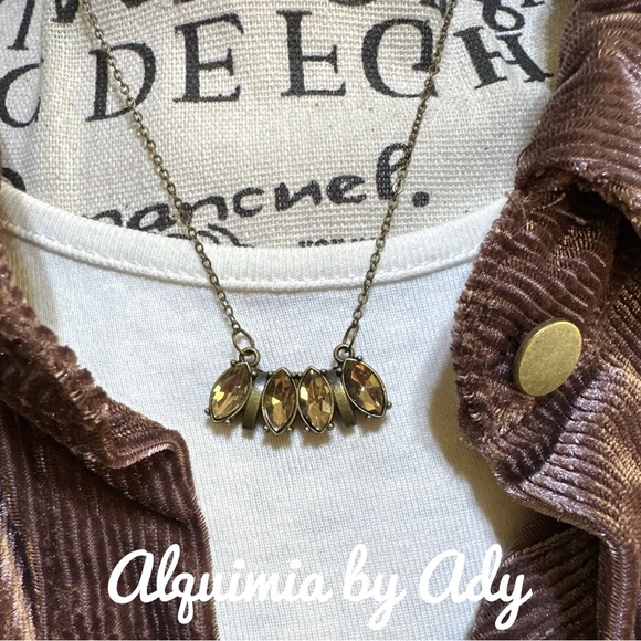 SO VICTORIAN BALANCE BAR PENDANT NECKLACE BRASS - Picture 1 of 2